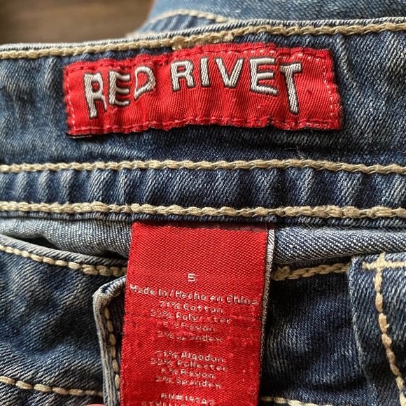 Cute low rise jeans - Picture 3 of 5